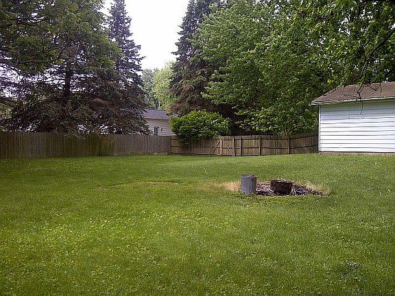 4th image of 1119 Buchman Rd