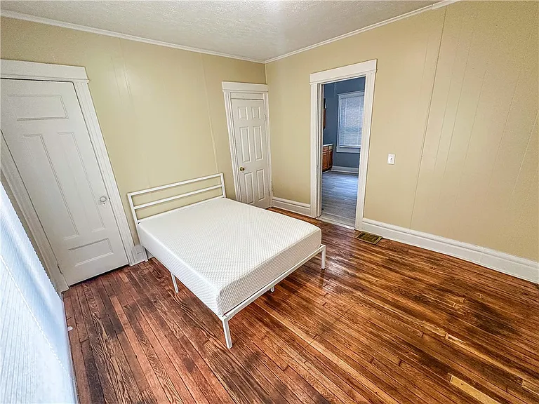 46 Peck St #LOWER — Photo 4