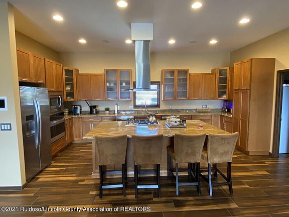 3rd image of 217 Lee Trevino Ct