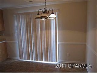 5th image of 3812 L2 E Vancroft Cir