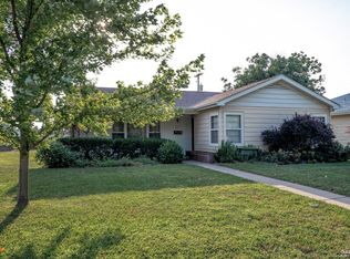 1852 Highland Ave, Salina, KS 67401