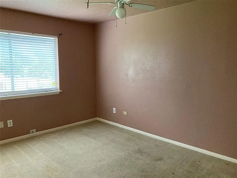 1839 Sherwood Forest St — Photo 12