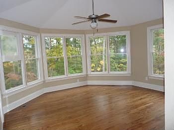 5th image of 622 Oakbourne Way