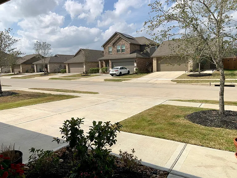 22223 Florence Springs Dr — Photo 8