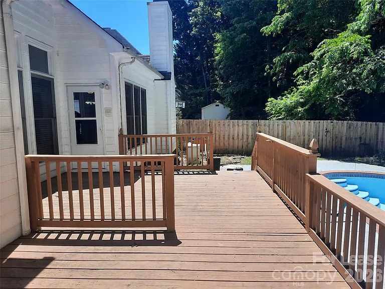 3108 Castlemaine Dr — Photo 14