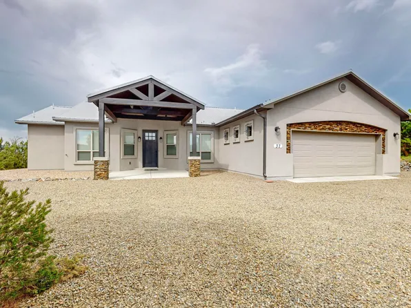 37 Camino Coyote, Edgewood, NM 87015