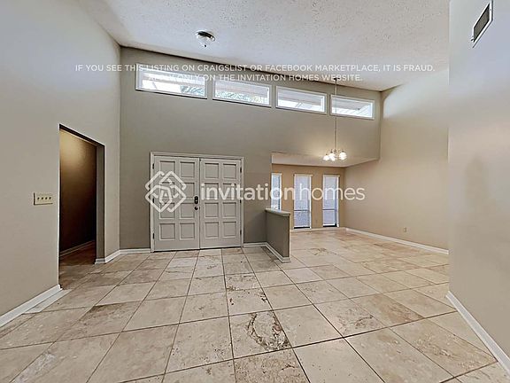 4th image of 3807 Hollow Wood Dr