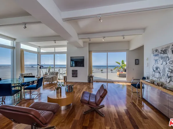 4 E Quarterdeck St #301, Marina Del Rey, CA 90292