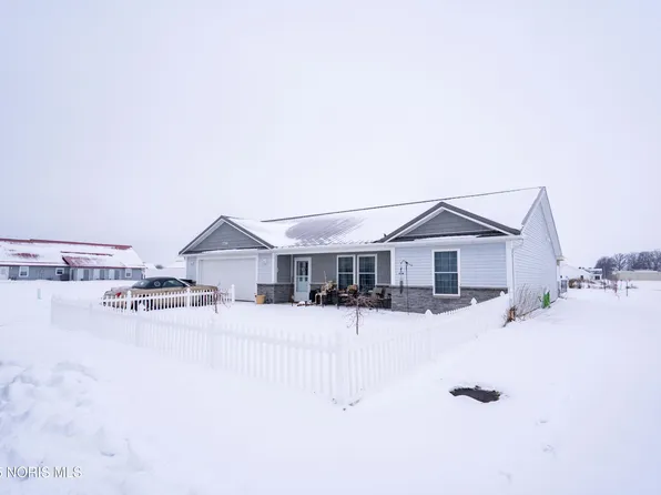 720 Bergman Dr, Sherwood, OH 43556