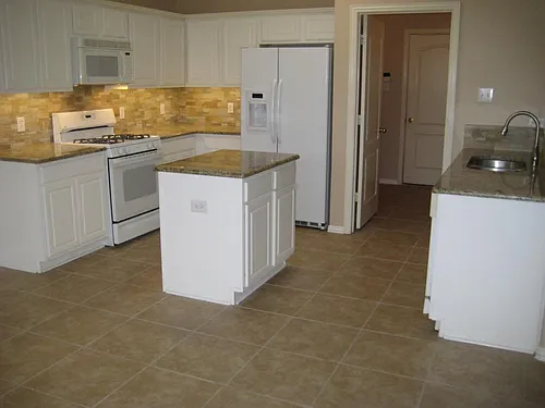 410 Ridgeview Trl Photo 1