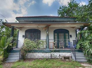 501 Passera Ct, New Orleans, LA 70119