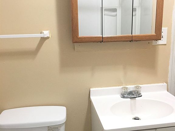 Bathroom on the 2nd floor