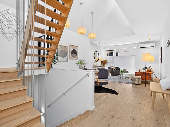 5th image of 339 16th Ave E Unit B