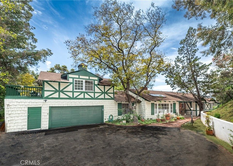 1st image of 11446 Amanda Dr