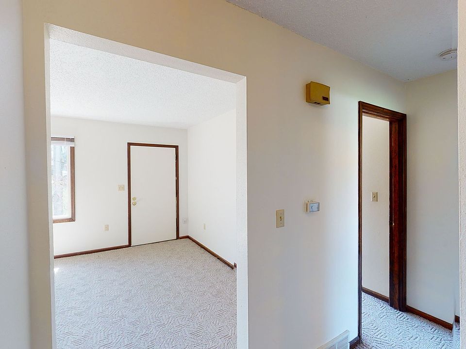 1st image of 3910 Ontario St