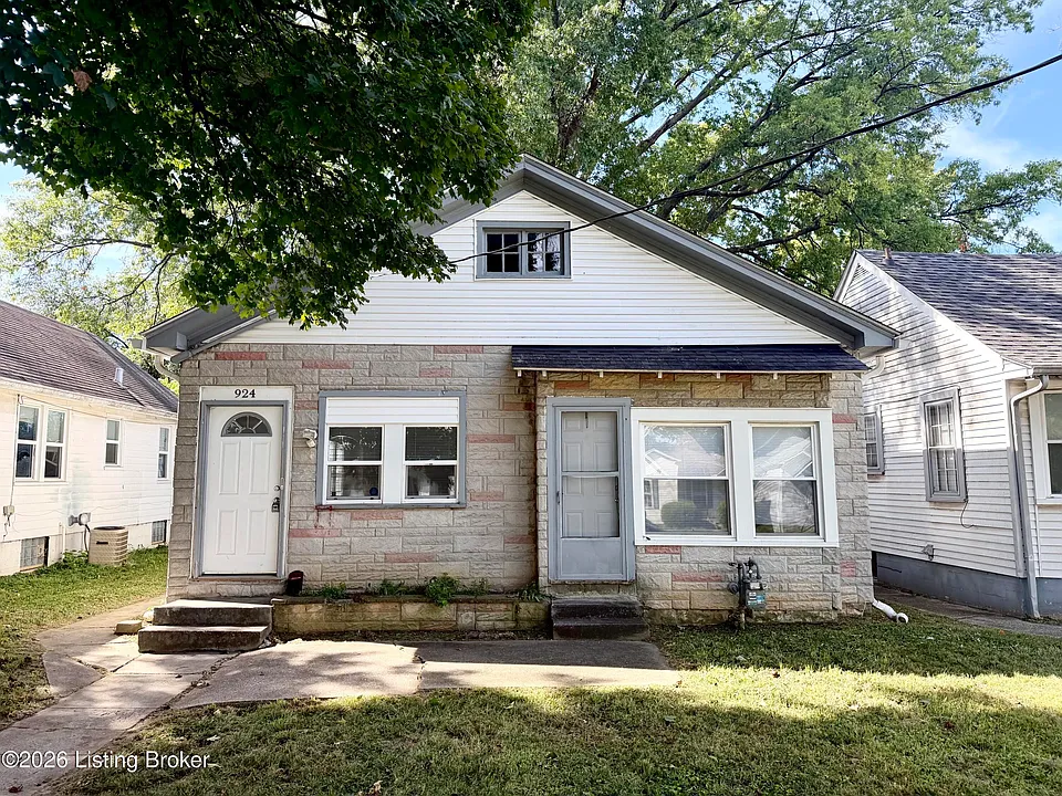 924 Burton Ave