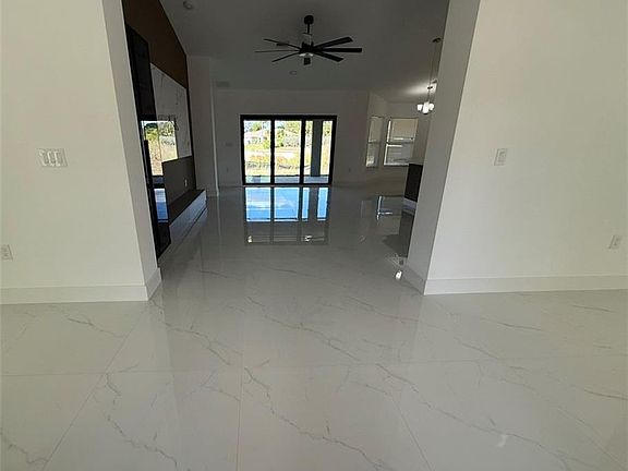 2nd image of 5018 Lee ST