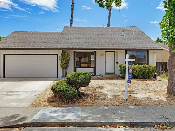 1427 Saybrook Rd, Livermore, CA 94551