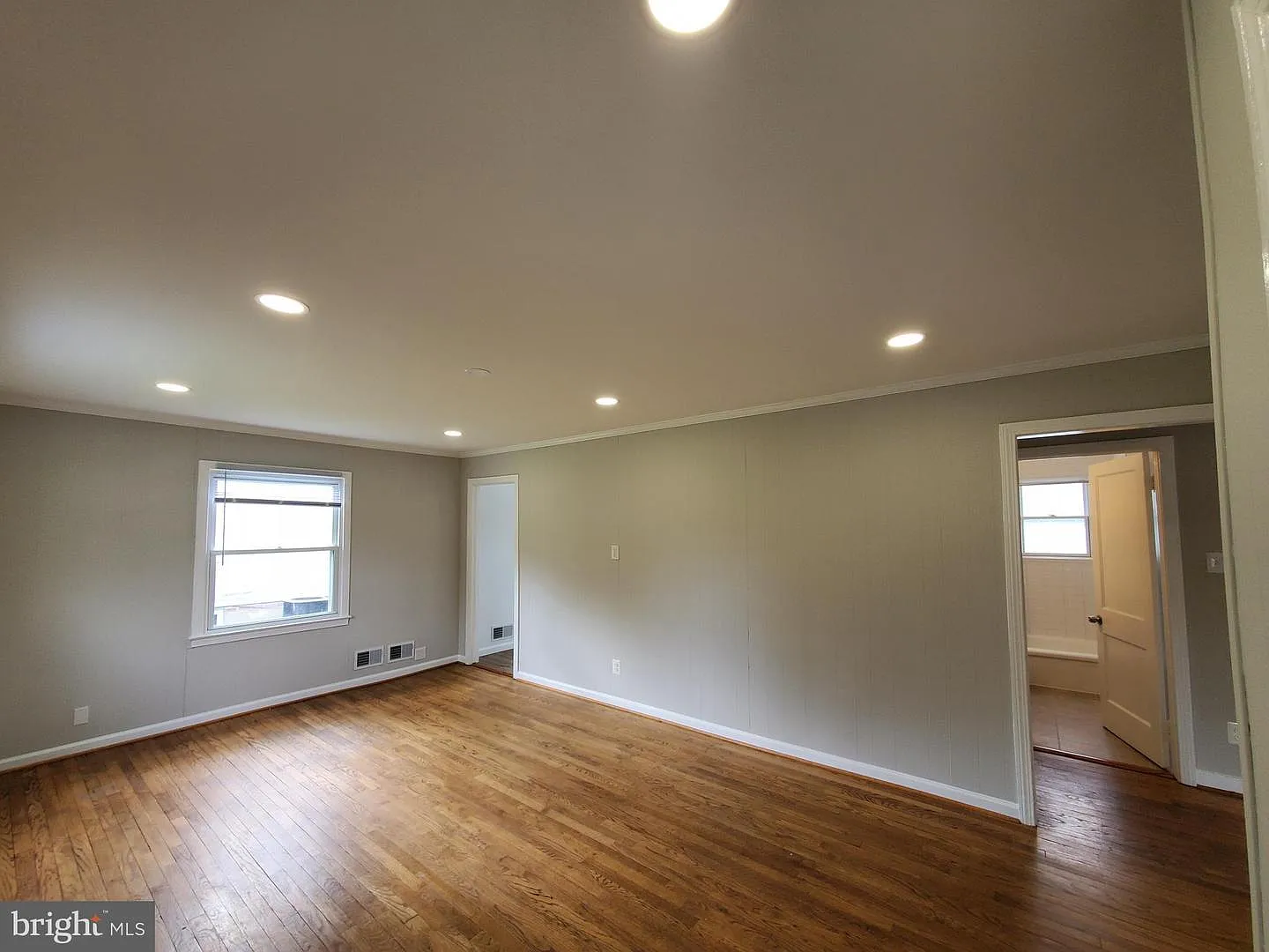 3 bed, 1416 sqft, $3,499 — Photo 3