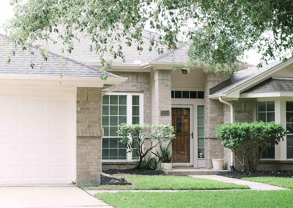 1st image of 3112 Watercastle Ct
