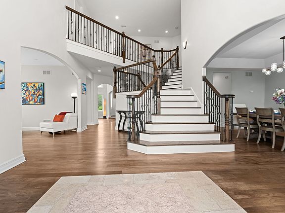 3rd image of 22322 N Prairie Ct