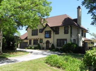 1329 Grand Ave, Keokuk, IA 52632