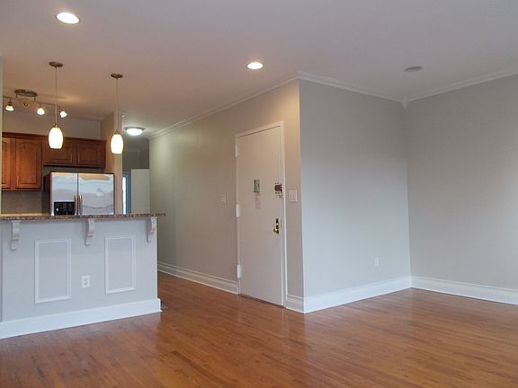 4th image of 361 Saint Marks Ave APT 4