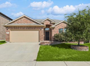 9009 Bronze Meadow Dr, Fort Worth, TX 76131