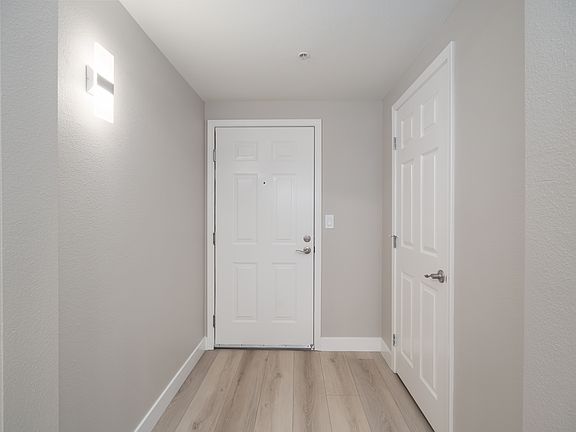 Tahoe - 2BR, 2BA 1,119SF
