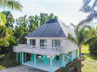 7433 Pomegranate Dr, Bokeelia, FL 33922