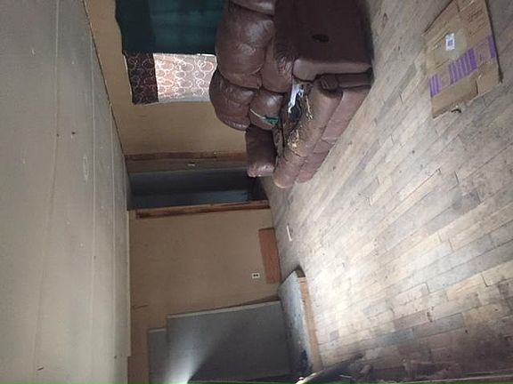 5th image of 87 Applewood Ln #87