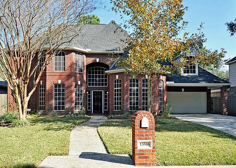 1st image of 13506 Post Oak Glen Ln