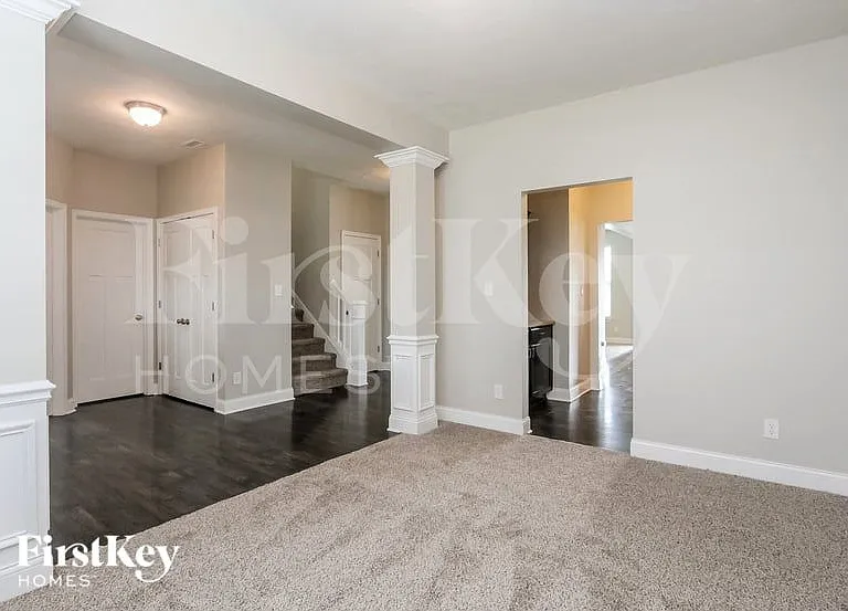415 S Meadow Song Ct — Photo 2