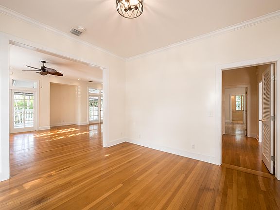 4th image of 1523 Flagler Ave