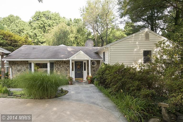 1st image of 4504 Hillbrook Dr