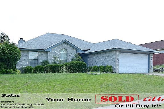 3rd image of 4804 Morning Glen Ln