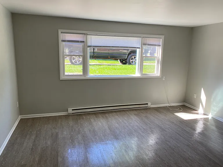 275 E Prairie St #1-A — Photo 6
