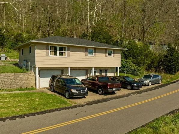 3913 Ingalls Rd, Gallipolis, OH 45631