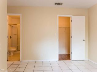 22877 Chrysler Dr, Boca Raton, FL 33428