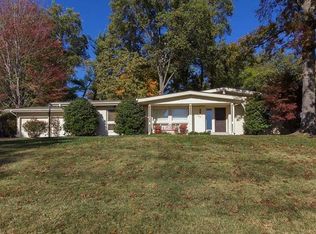 156 Henning Dr, Chesterfield, MO 63017