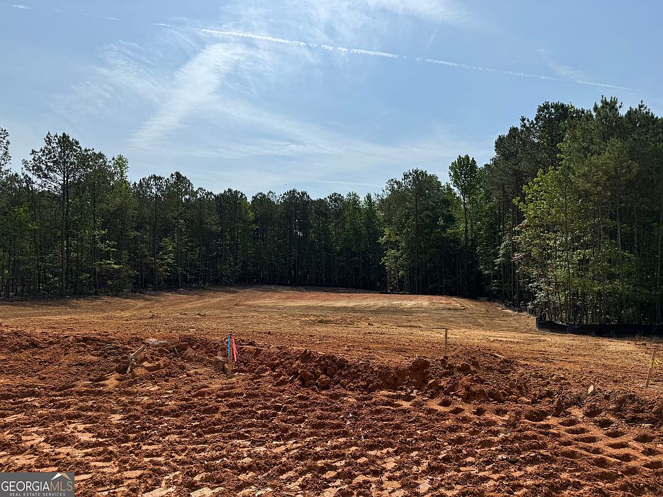 1st image of 11 High Pointe Dr