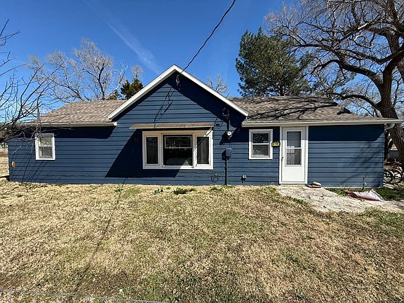 3rd image of 130 Parkview Rd