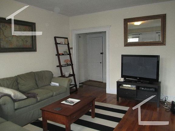 2nd image of 118 Brainerd Rd #13