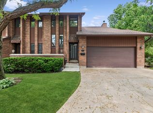 1016 Rene Ct, Park Ridge, IL 60068