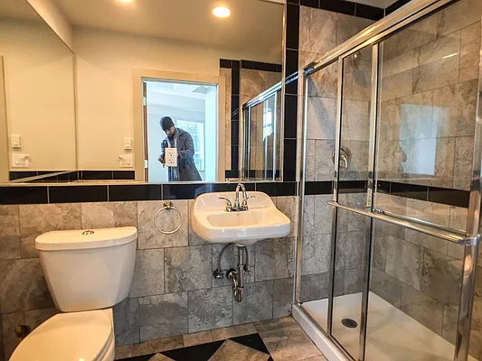 Rented by Keller Williams NYC | media 31