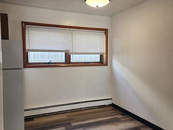 5th image of 604 2nd St #3