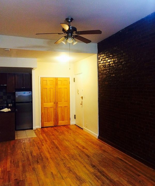 2nd image of 309 E 95th St