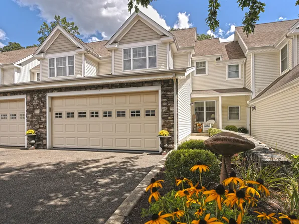 160 Kyles Way #160, Shelton, CT 06484