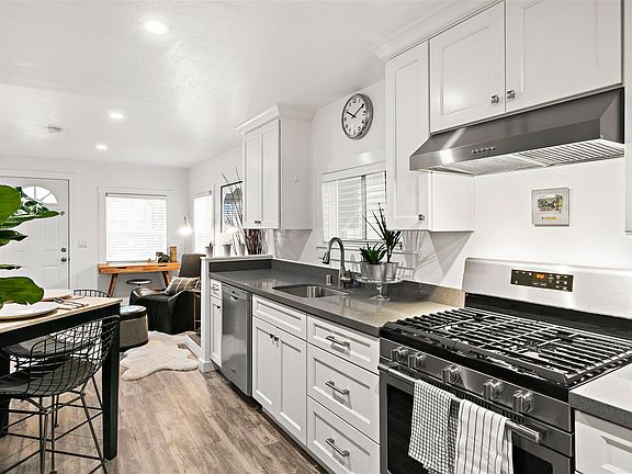 4th image of 1205 Peralta Ave #3