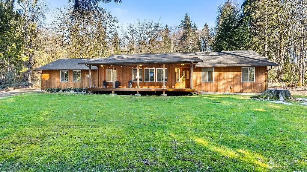 18616 SE Auburn-Black Diamond Road photo 1